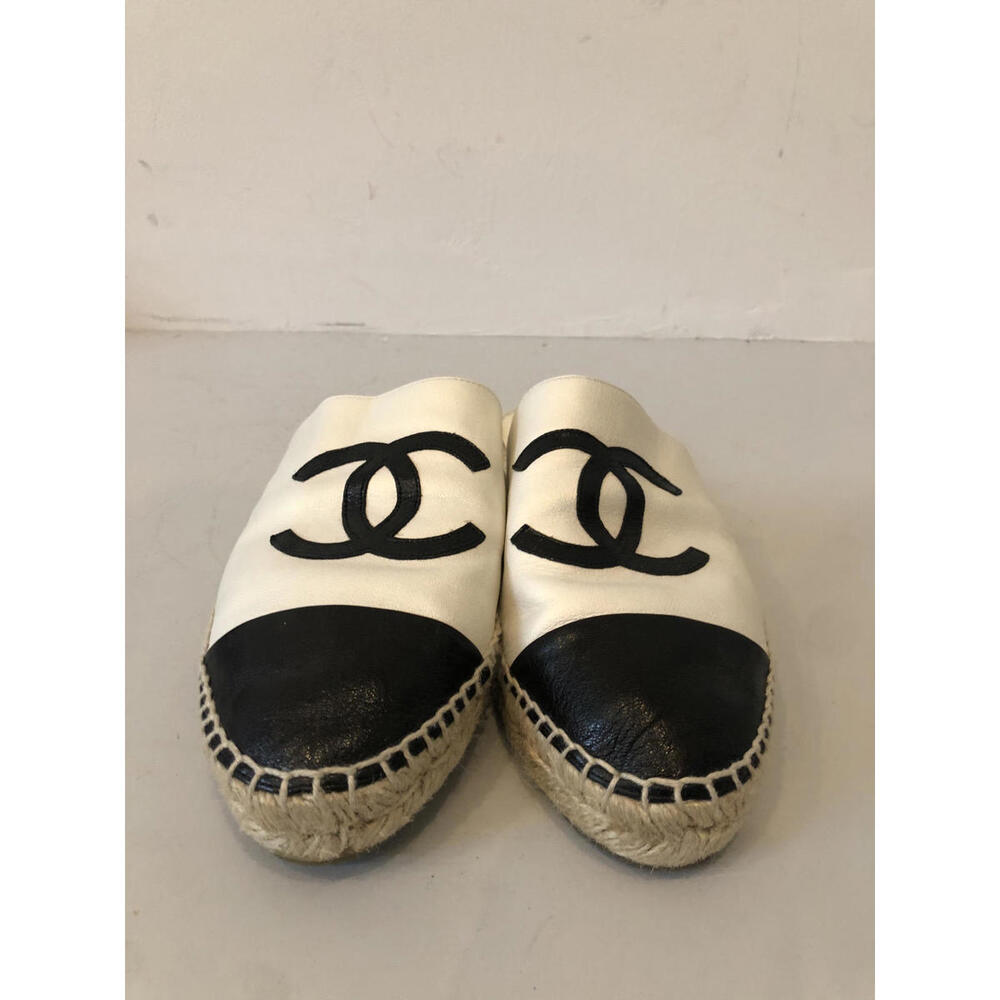 Chanel Mule Espadrilles Leather Iridescent Cream and Black Slides